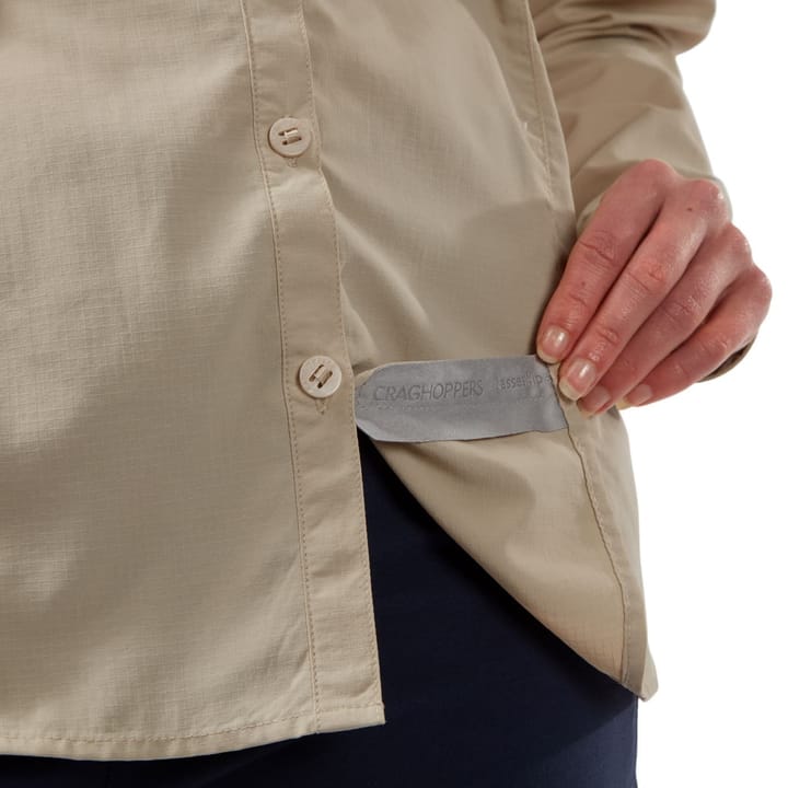 Craghoppers NosiLife Adventure II Long-Sleeved Shirt Desert Sand Craghoppers Craghoppers NosiLife Adventure II Long-Sleeved Shirt Desert Sand Craghoppers