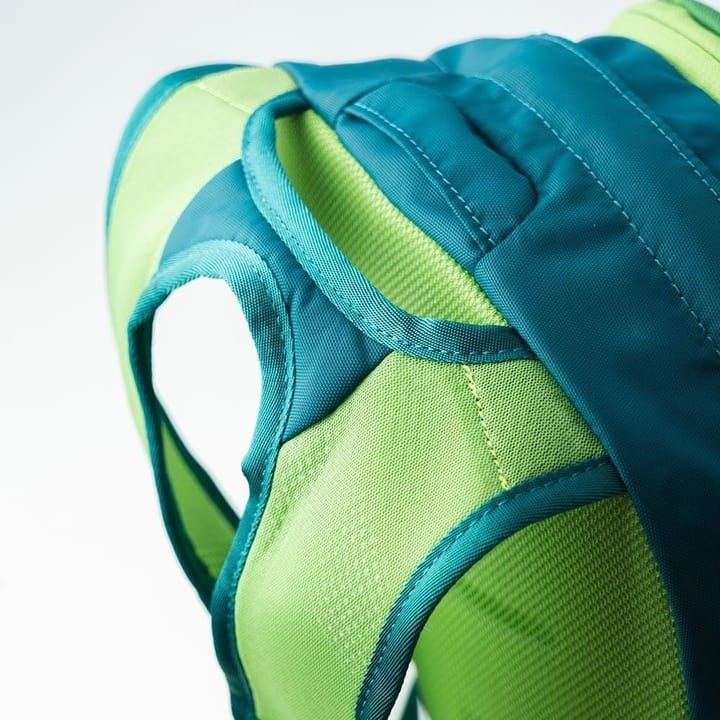Osprey Daylite Kids Cosmic Red Osprey Backpacks and Bags Osprey Daylite Kids Cosmic Red Osprey Backpacks and Bags