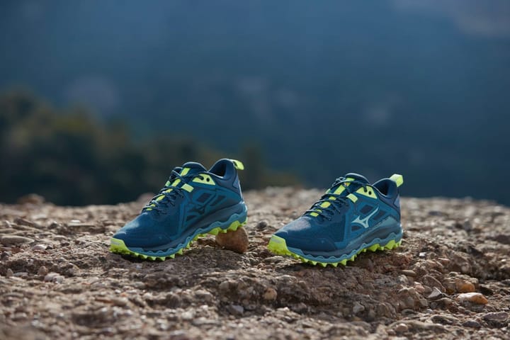 Mizuno Men's Wave Mujin 8 Tapestry/Misty Blue/Neo Lime Mizuno
