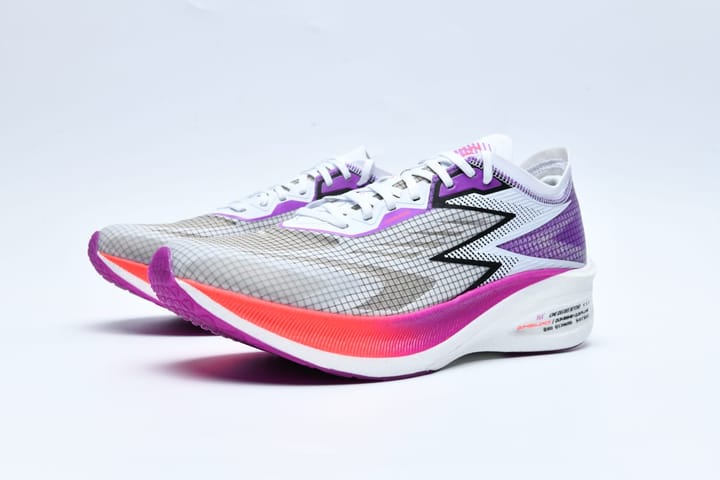 361° Flame W White/Neon Purplevine 361° 361° Flame W White/Neon Purplevine 361°